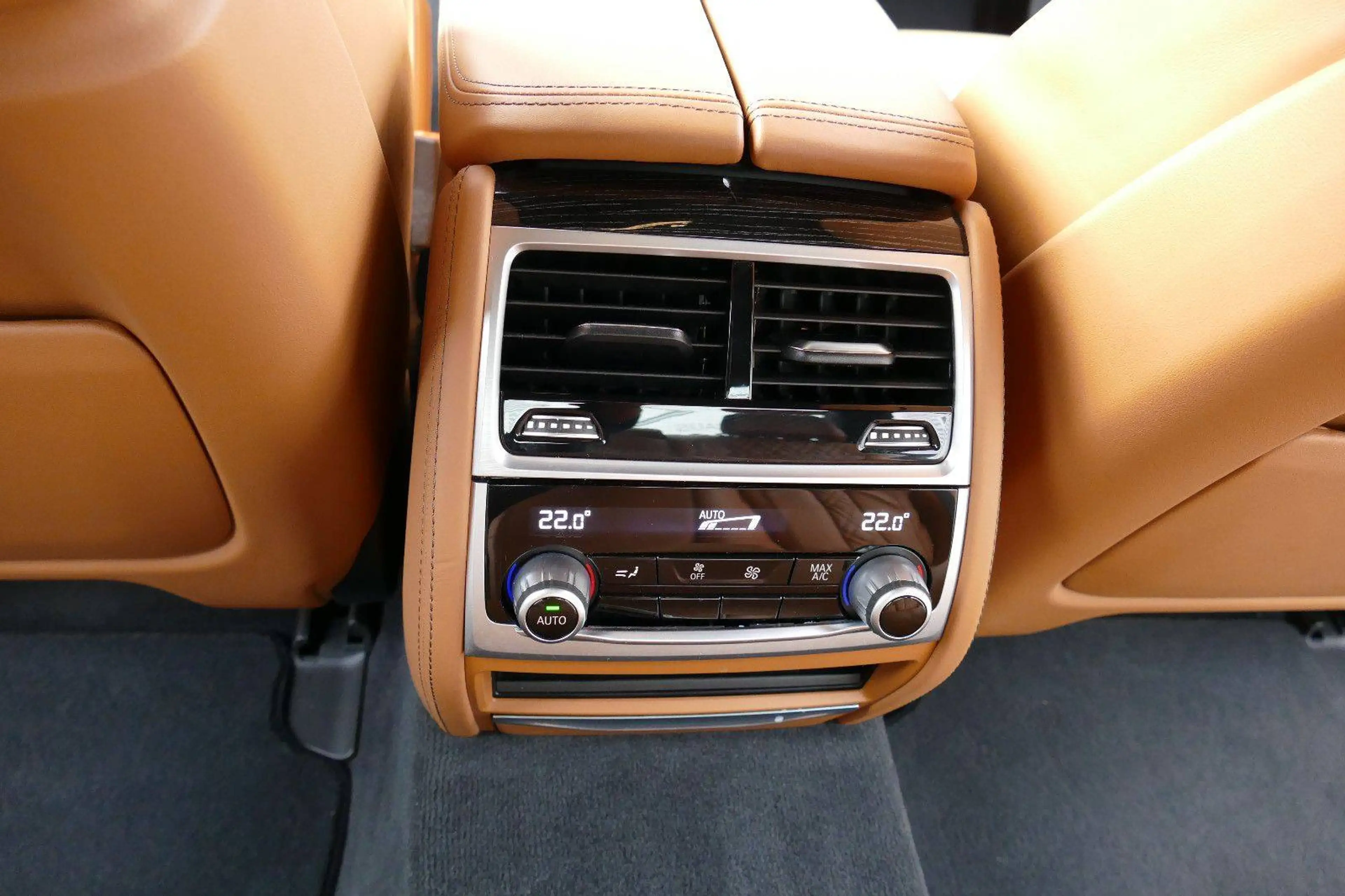 BMW 740 d 740d xDrive M Sport Hud — photo 3