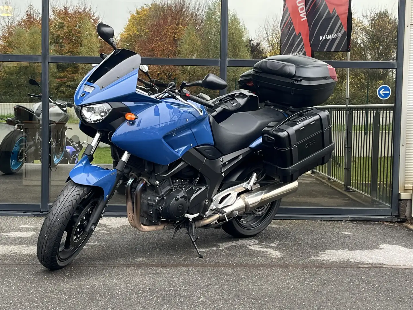 Yamaha TDM 900 Bleu - 1