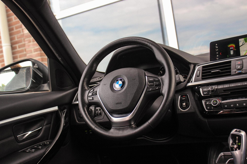 BMW 318 3-serie Touring 318i Edition Luxury Line | NL auto — photo 21