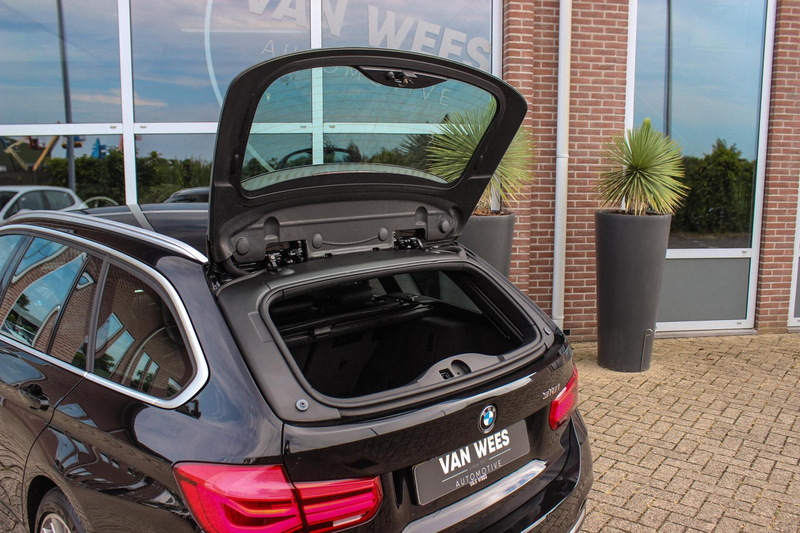 BMW 318 3-serie Touring 318i Edition Luxury Line | NL auto — photo 36
