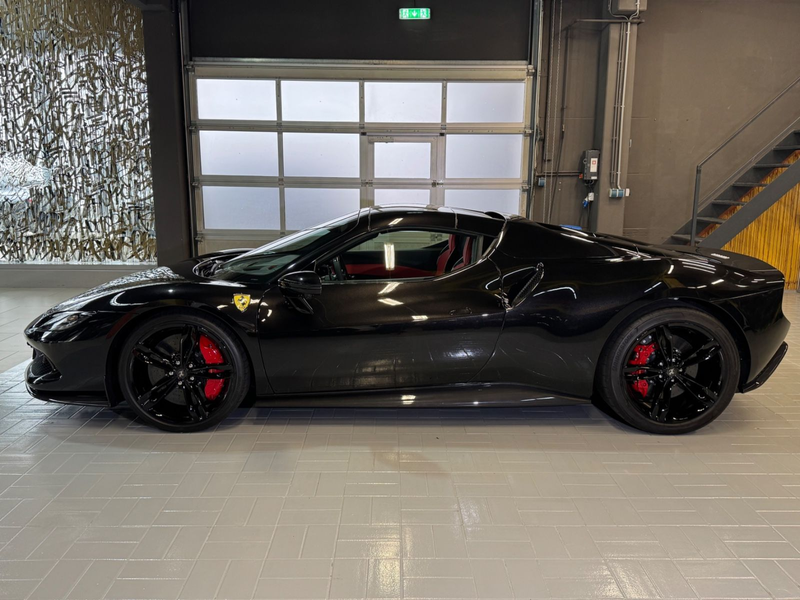 Ferrari 296 GTS ~LIFT~FULL CARBON~KAMERA 360~JBL~MY25 — photo 4