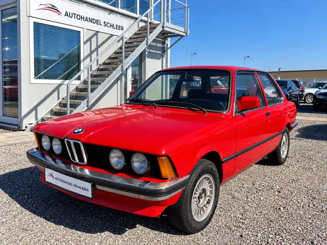BMW 315 315 (E21)