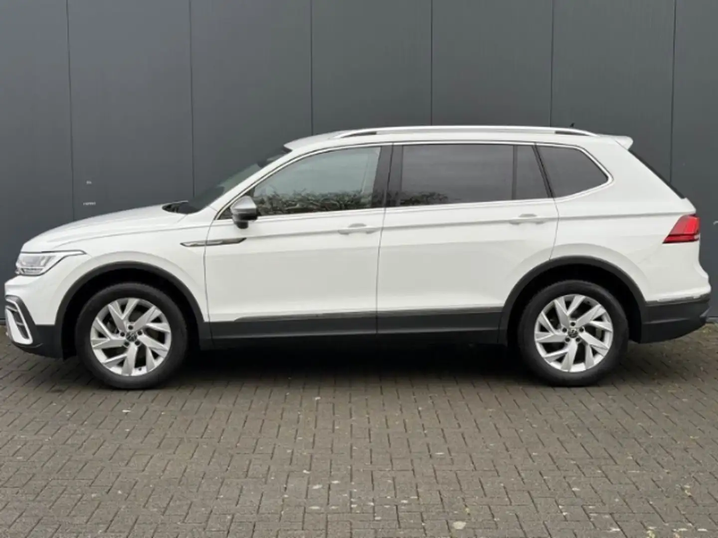 Volkswagen Tiguan Allspace 2.0TDI DSG+LIFE+7 SITZE+ANHÄNGEKUPPLUNG Blanc - 2