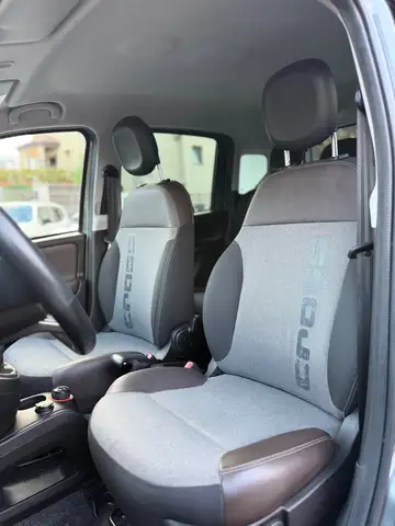 Fiat Panda view 8