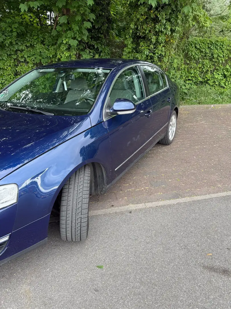 Volkswagen Passat Passat 2.0 TDI DPF 4Motion Comfortline Blau - 2