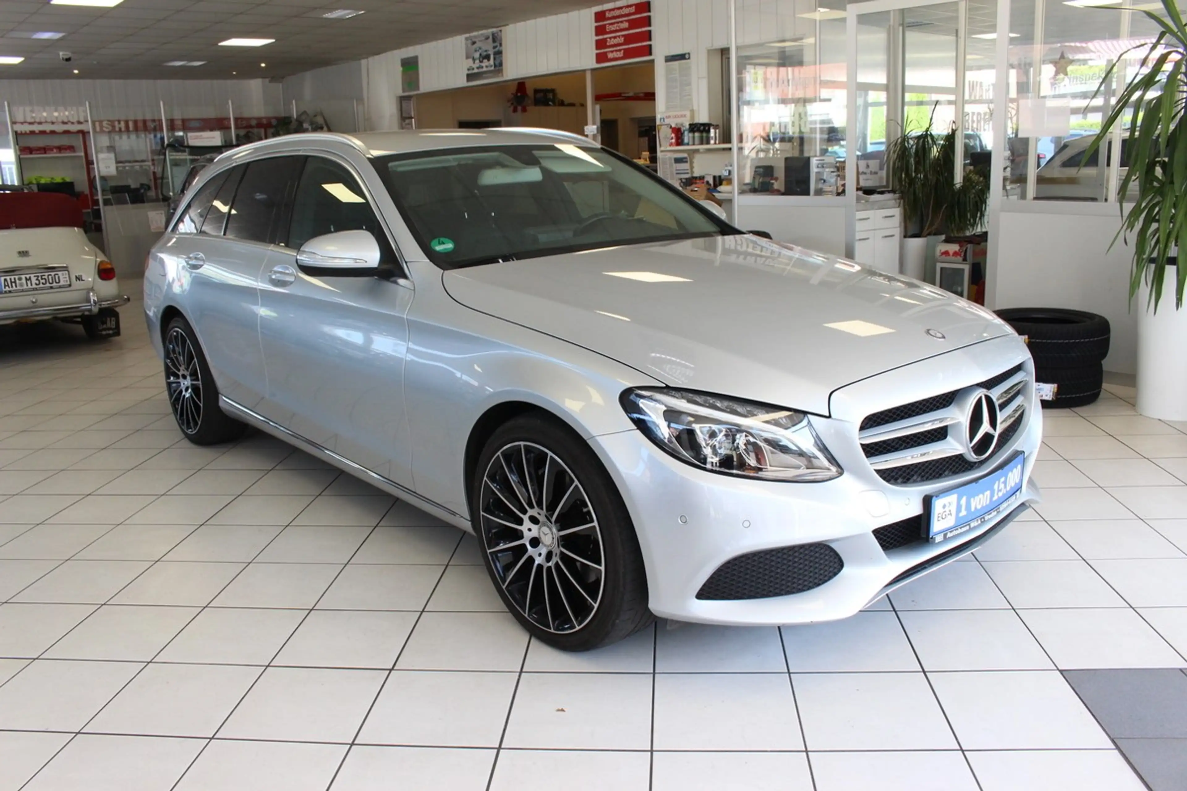 Mercedes-Benz C 250 Avantgarde Lüftfederung AHK — photo 3
