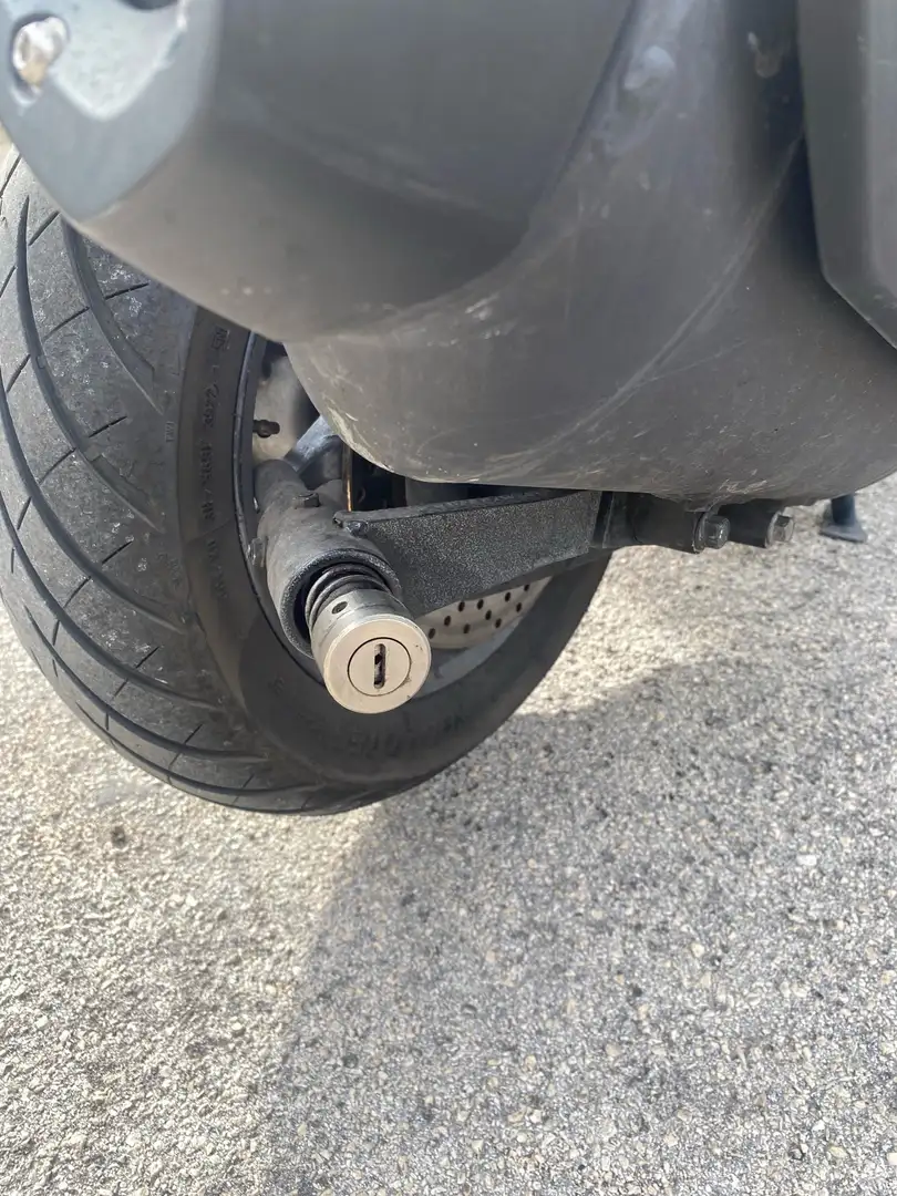 Yamaha X-Max 400 Albastru - 1