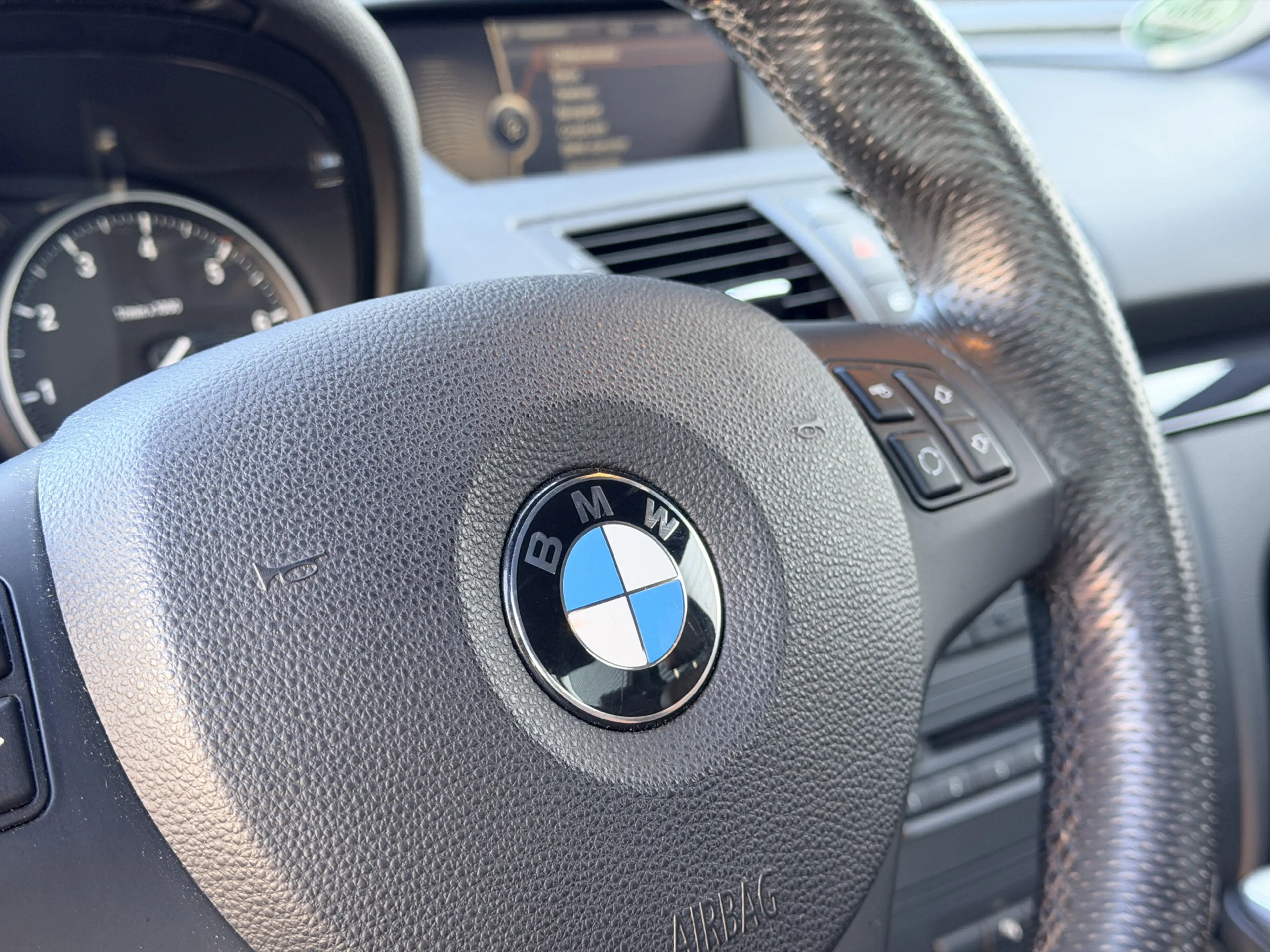 BMW 125 1-serie Coupé 125i High Executive AUT / M-SPORT / — photo 27