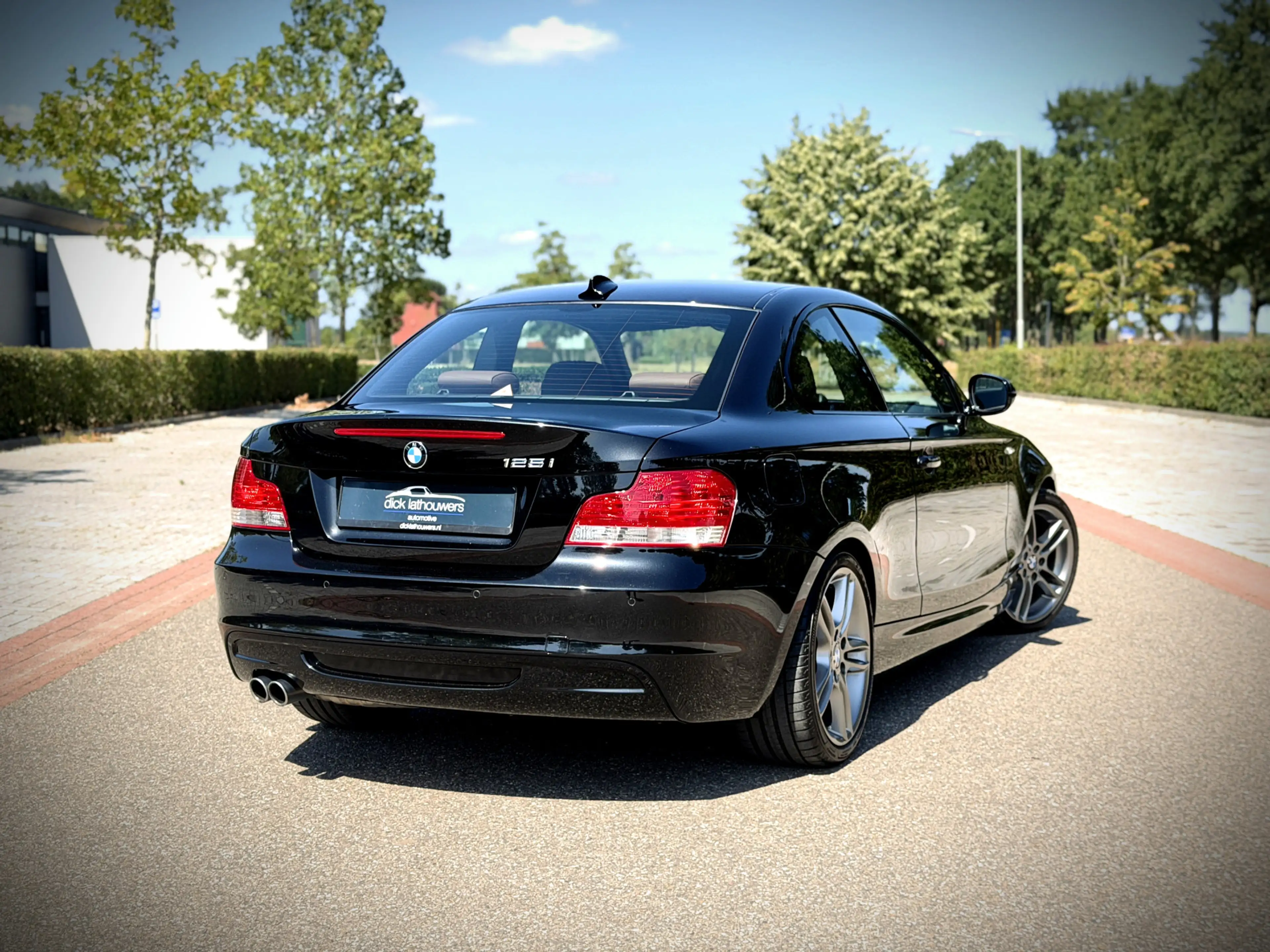 BMW 125 1-serie Coupé 125i High Executive AUT / M-SPORT / — photo 11