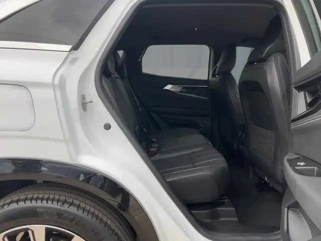 Renault Austral view 9