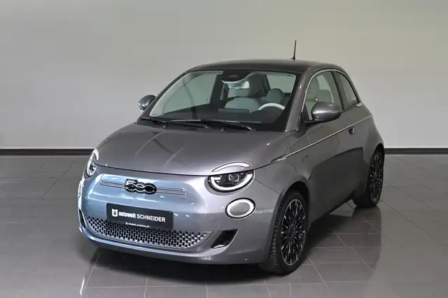 Fiat 500 La Prima 42 kWh Pano SHZ PDC Kamera 17