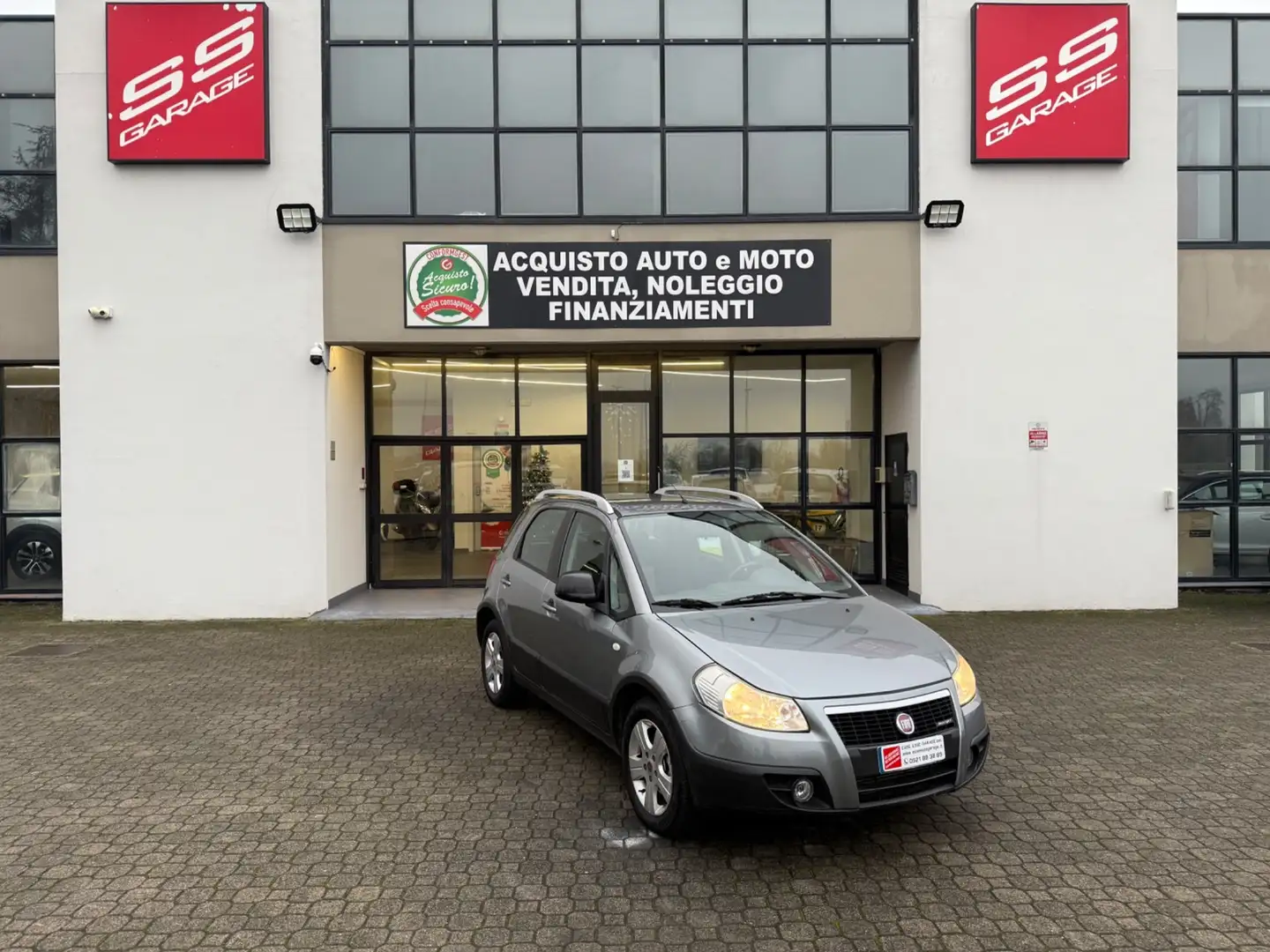 Fiat Sedici 1.9 MJT 4x2 Dynamic Grigio - 1