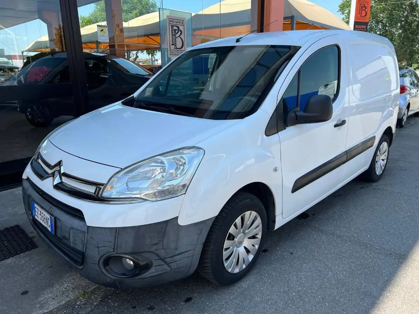 Citroen Berlingo II 1.6 hdi 75cv Club 3p.ti L1 Wit - 1