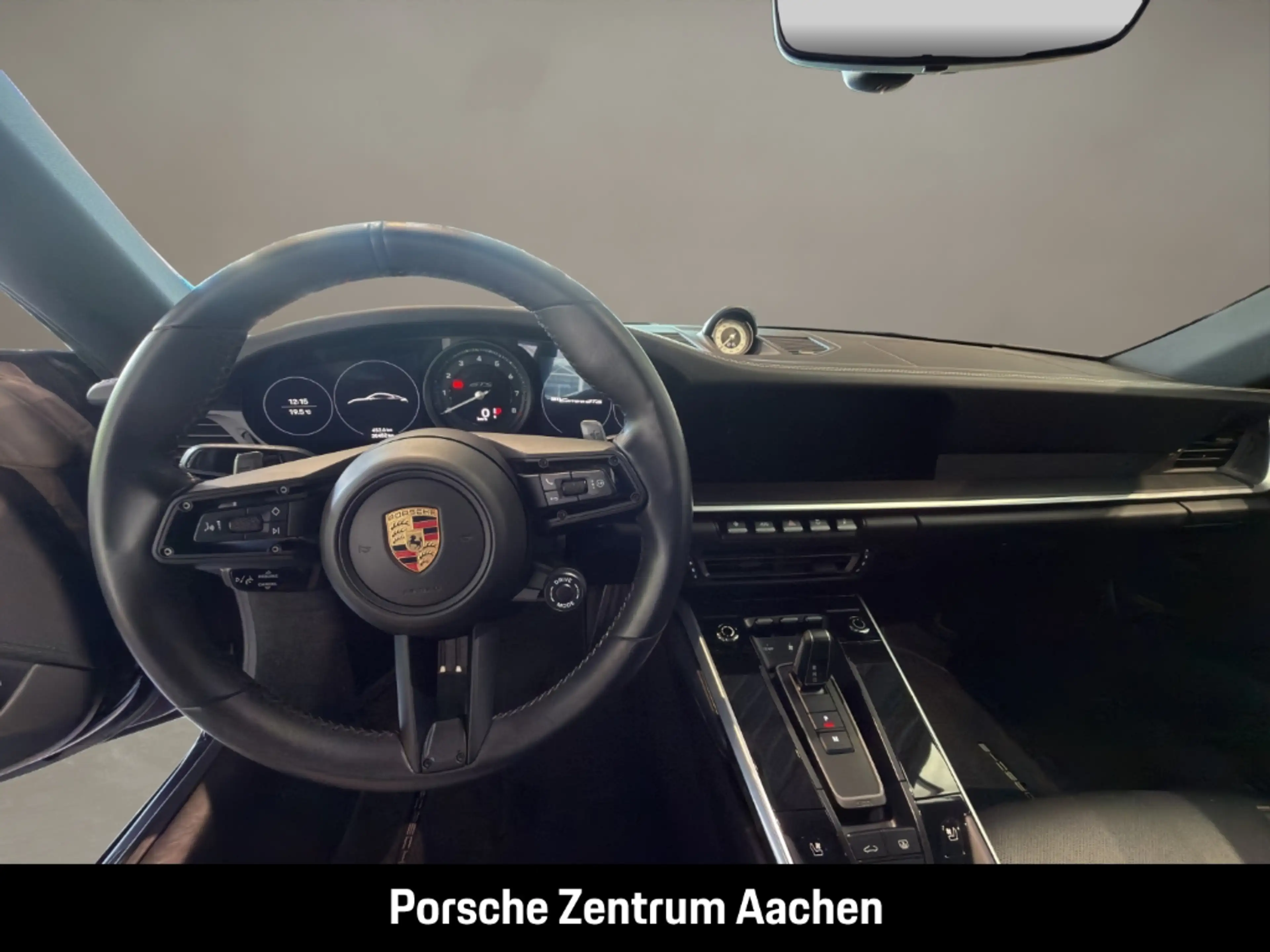 Porsche 992 (911) Carrera GTS — photo 13