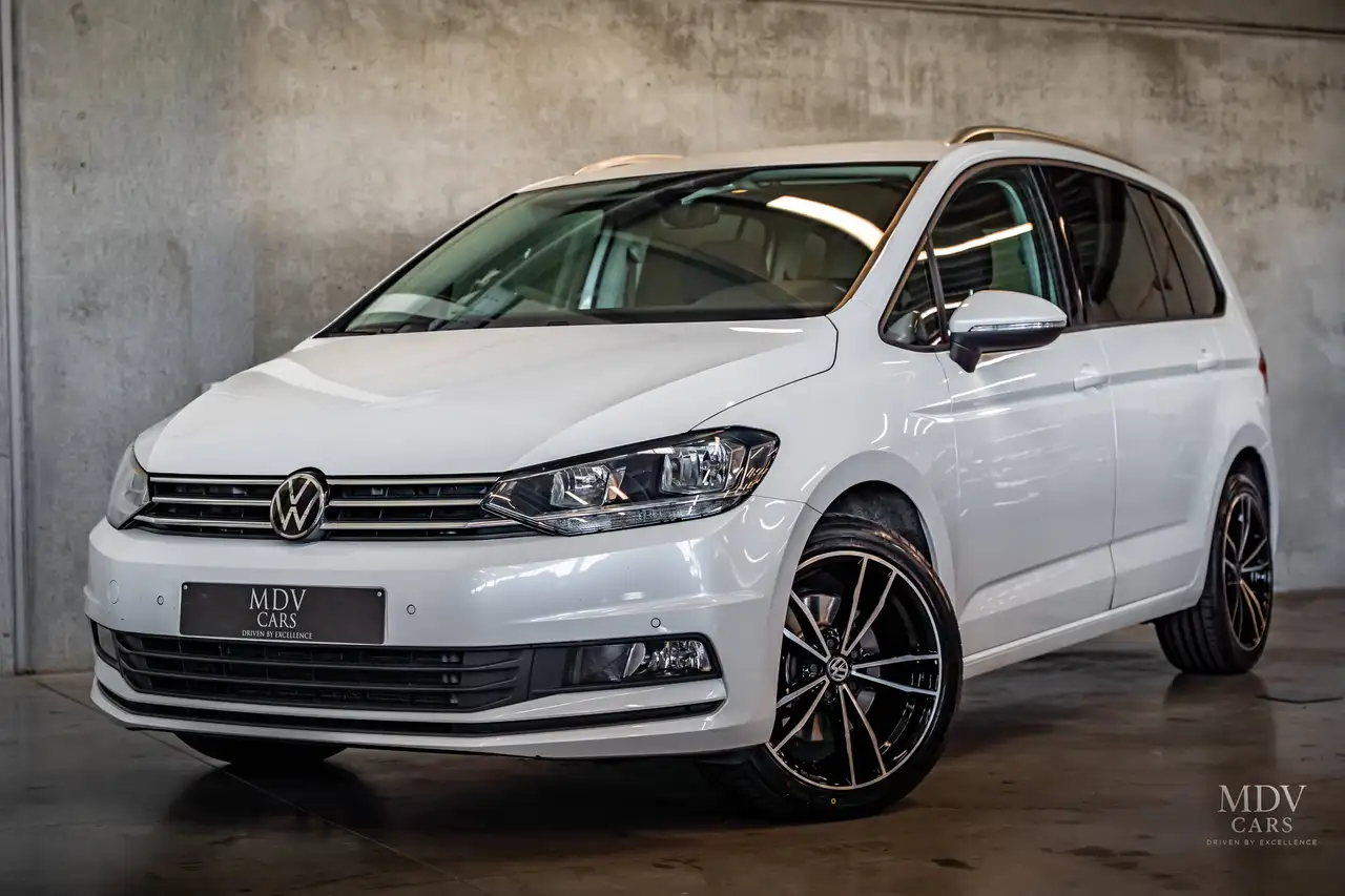 Volkswagen Touran 7PLACES-1.5TSI