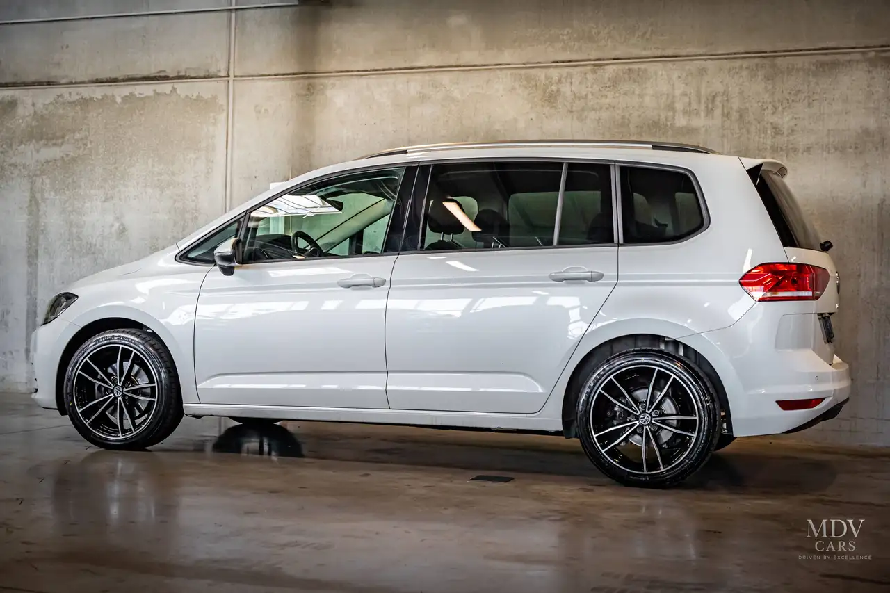 Volkswagen Touran 7PLACES-1.5TSI, миниатюра 2