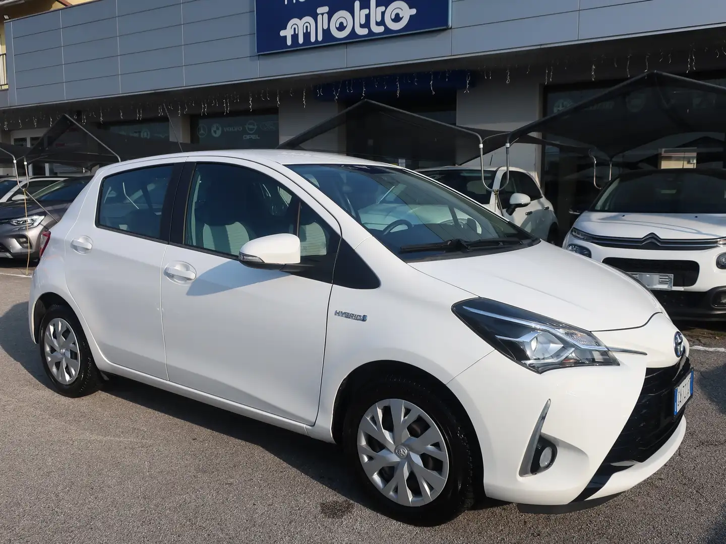 Toyota Yaris Yaris III 2017 5p 1.5h Business Bianco - 1