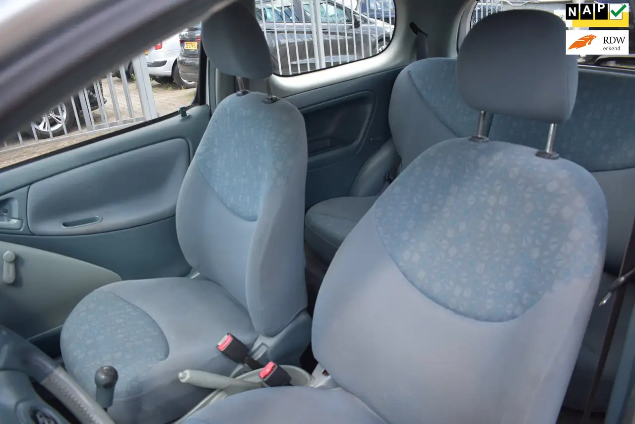 Toyota Yaris 1.3-16V VVT-i Luna, foto 8