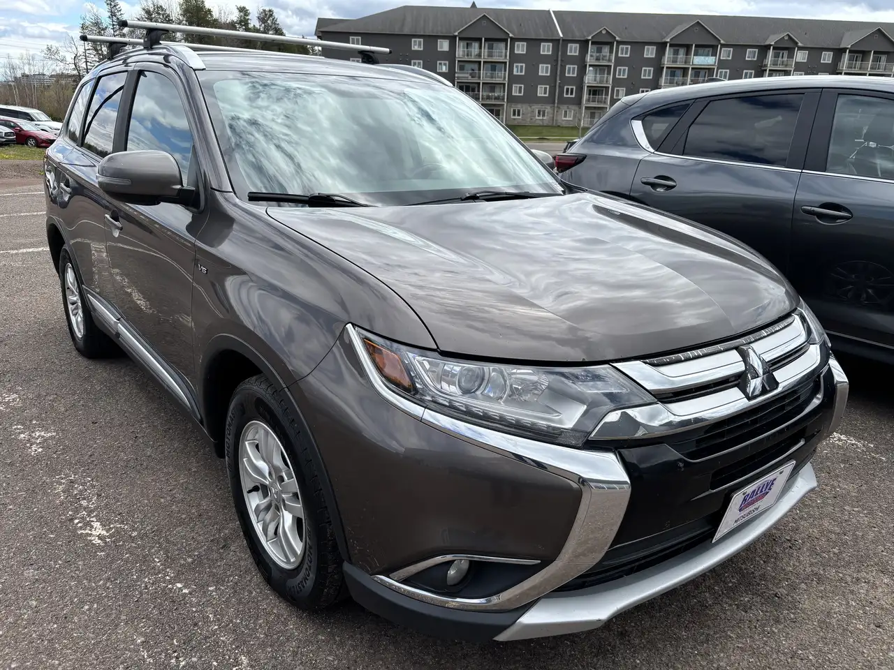 Mitsubishi Outlander снимка Mitsubishi Outlander
