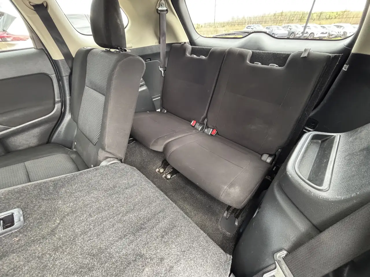 Mitsubishi Outlander снимка Mitsubishi Outlander