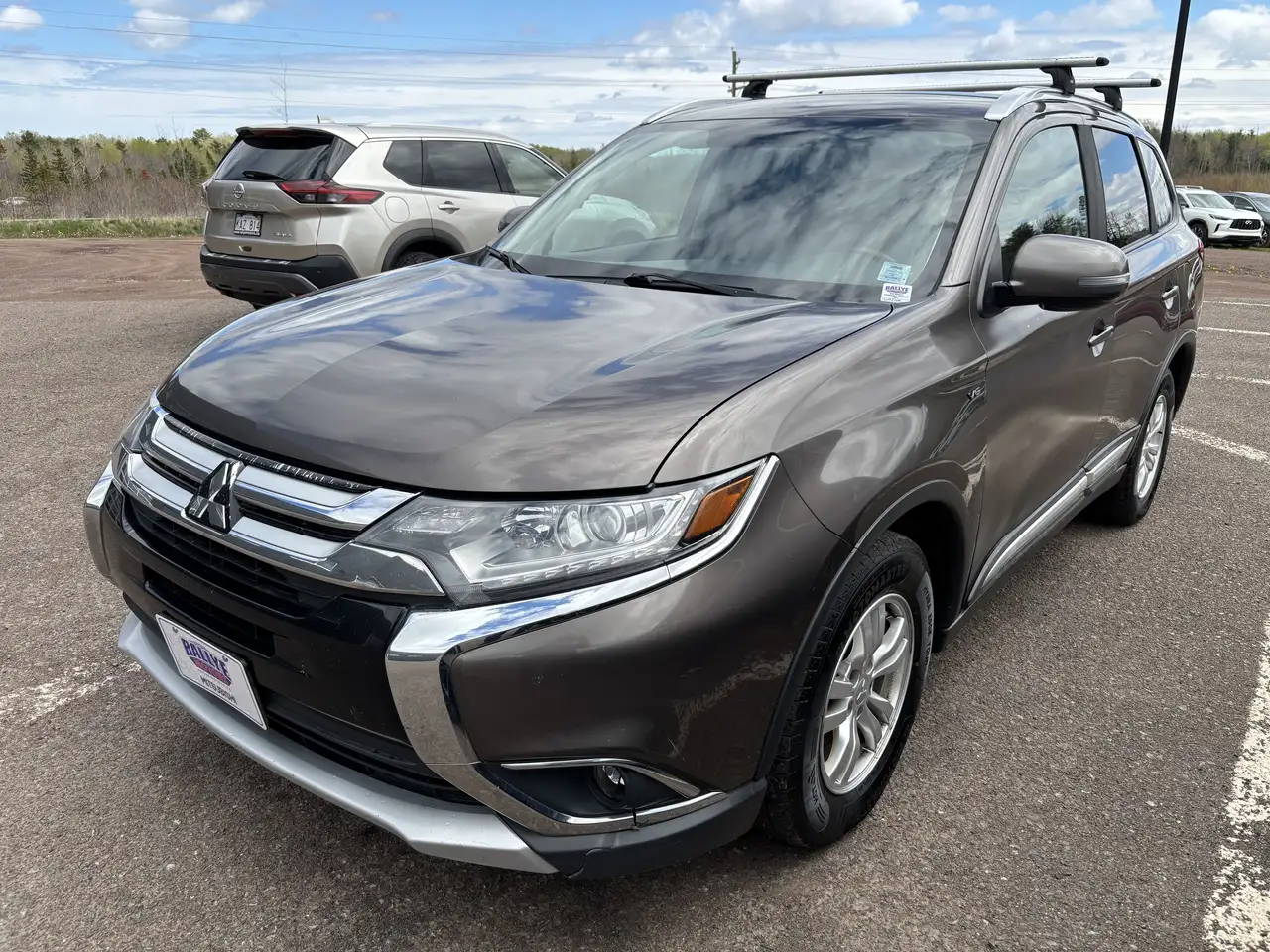 Mitsubishi Outlander снимка Mitsubishi Outlander