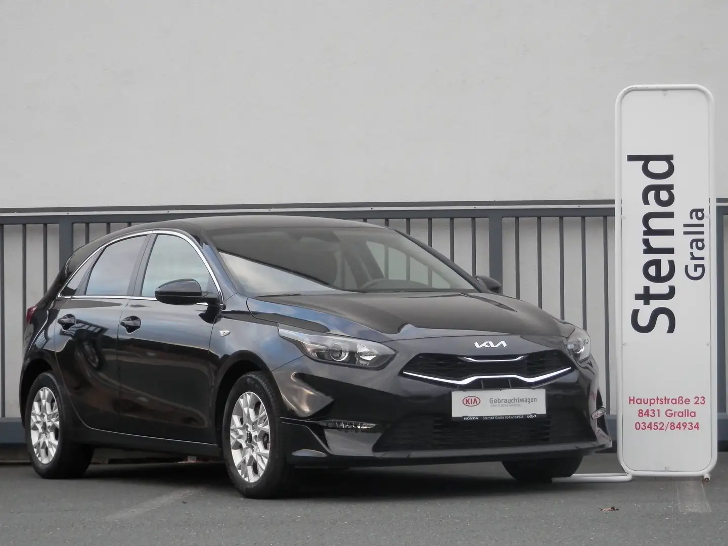 Kia Ceed / cee'd 1,0 T-GDI GPF Silber Schwarz - 2