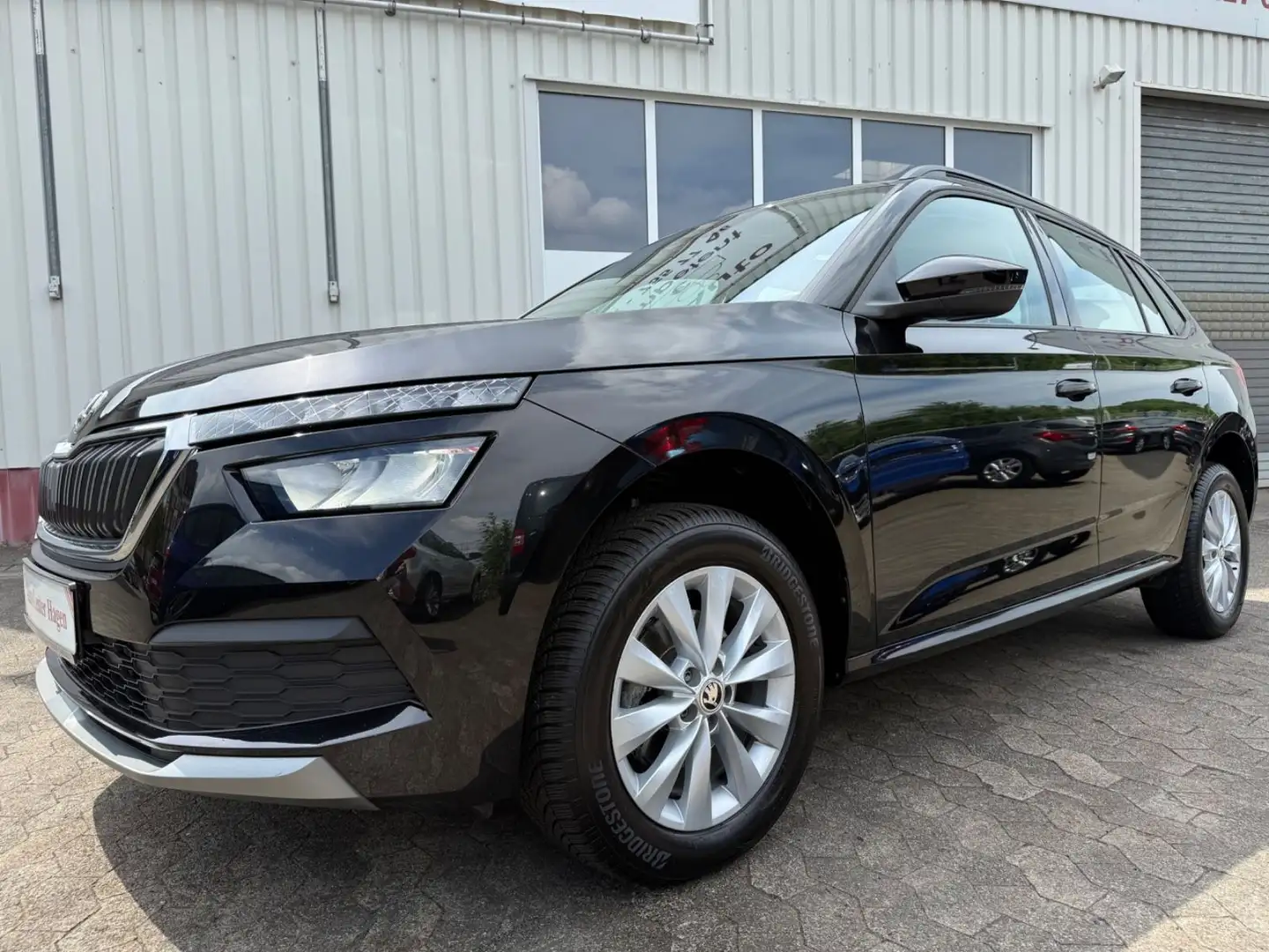 Skoda Kamiq 1.0 TSI 70kW Ambition/LED/SHZ/PDC/CarPlay Schwarz - 2