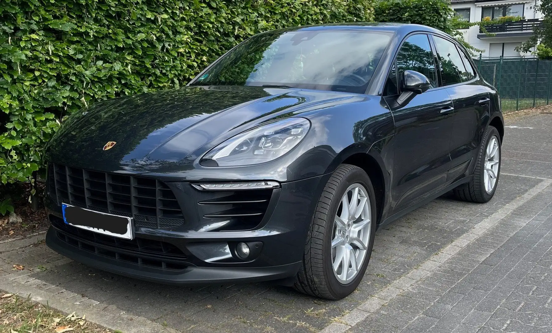 Porsche Macan Luftfederung, Voll Leder, LED, Panorama D, 14 Wege Grau - 1