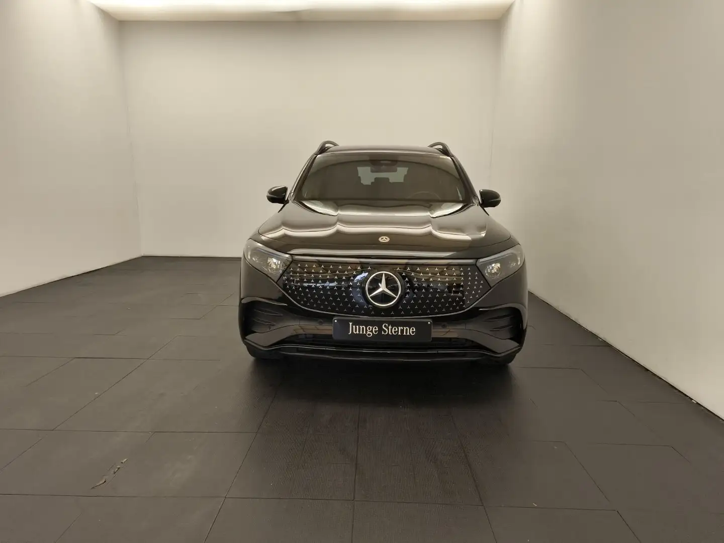 Mercedes-Benz EQB 300 EQB 300 4M AMG 360Kam Nightp Sound Keyless Go Navi Schwarz - 2