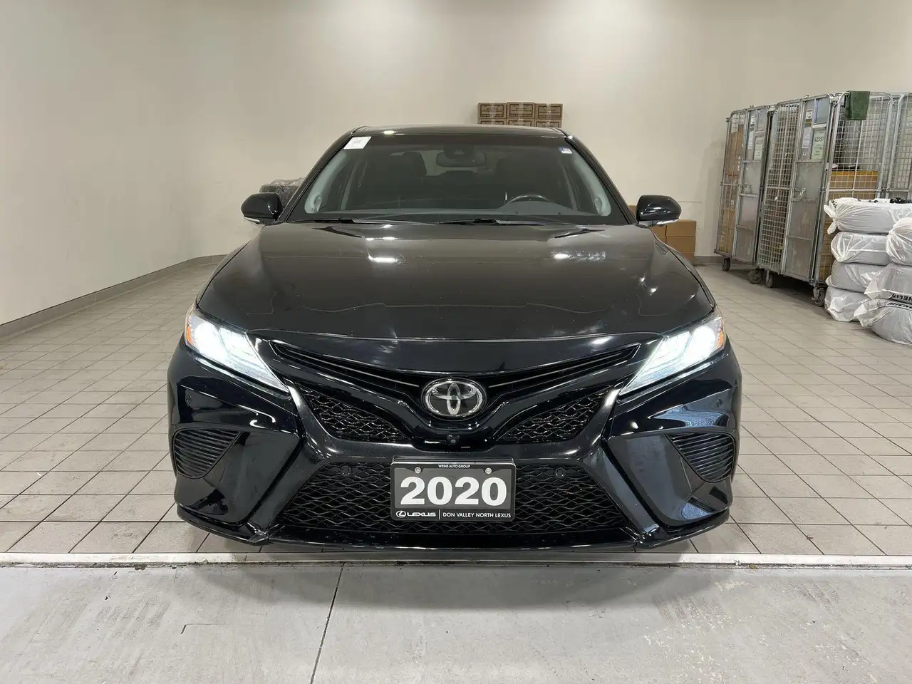 Toyota Camry снимка Toyota Camry