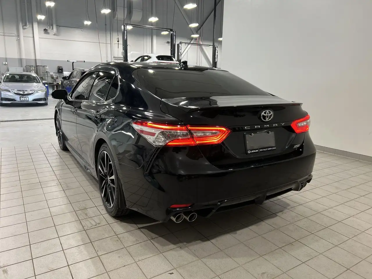 Toyota Camry снимка Toyota Camry