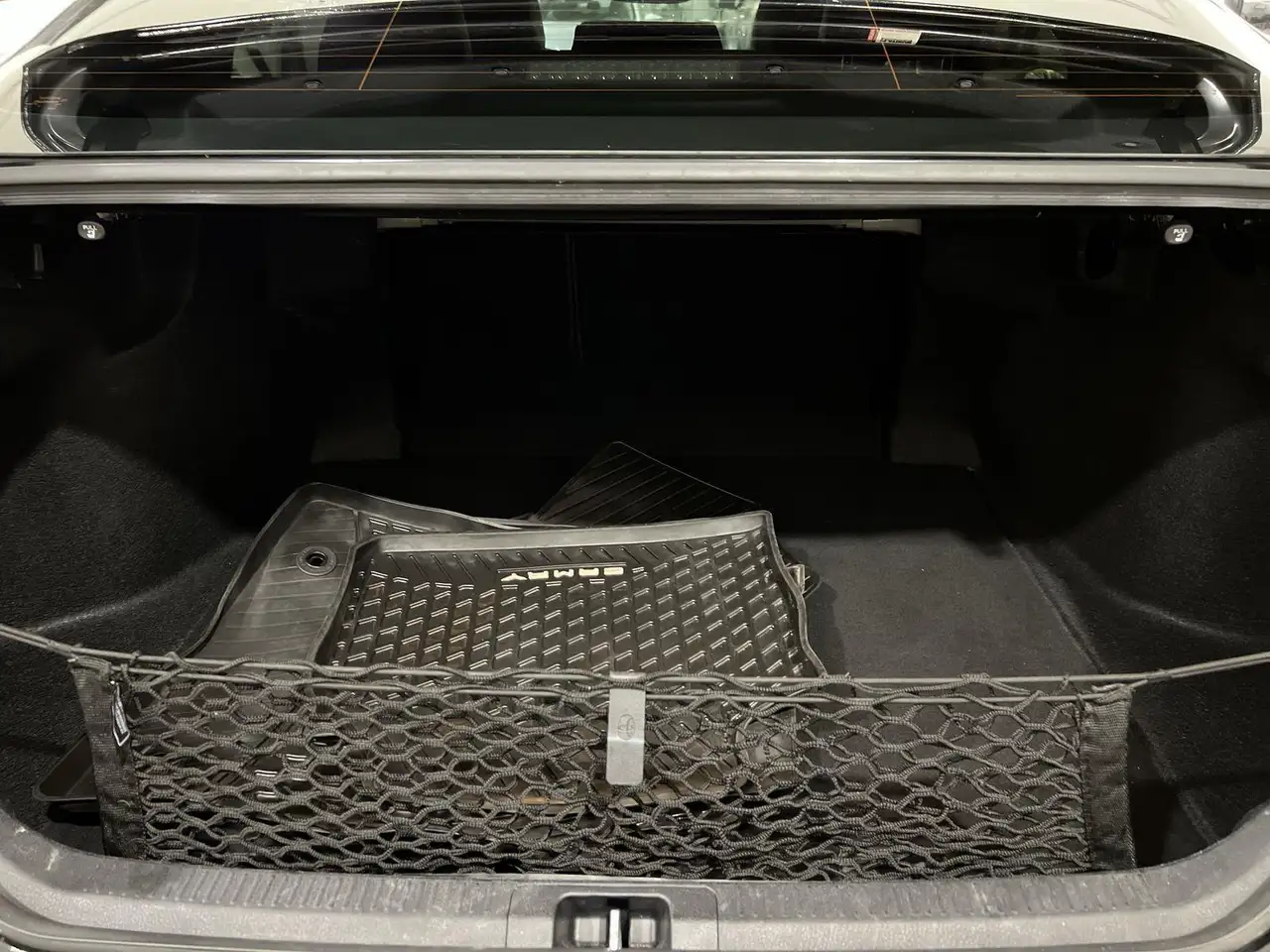Toyota Camry снимка Toyota Camry