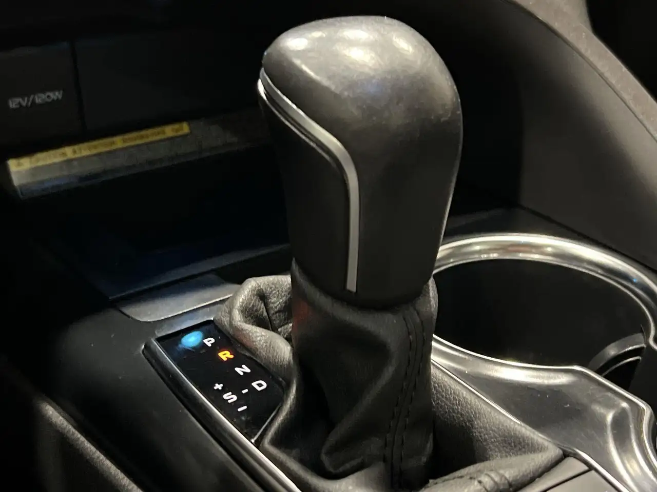 Toyota Camry снимка Toyota Camry