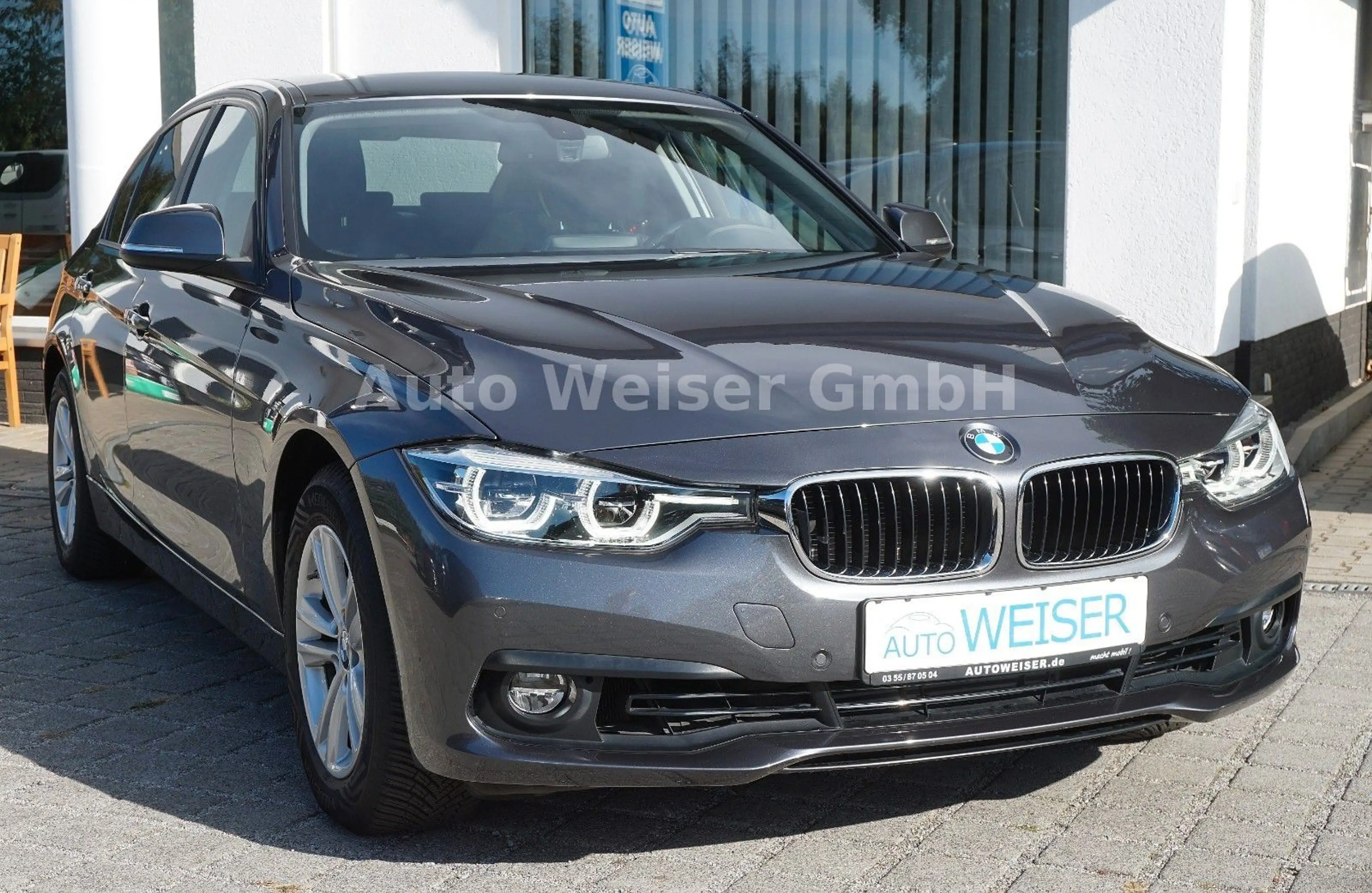 BMW 318 i Autom. 1.Hand LED Navi SHZ PDC — photo 3