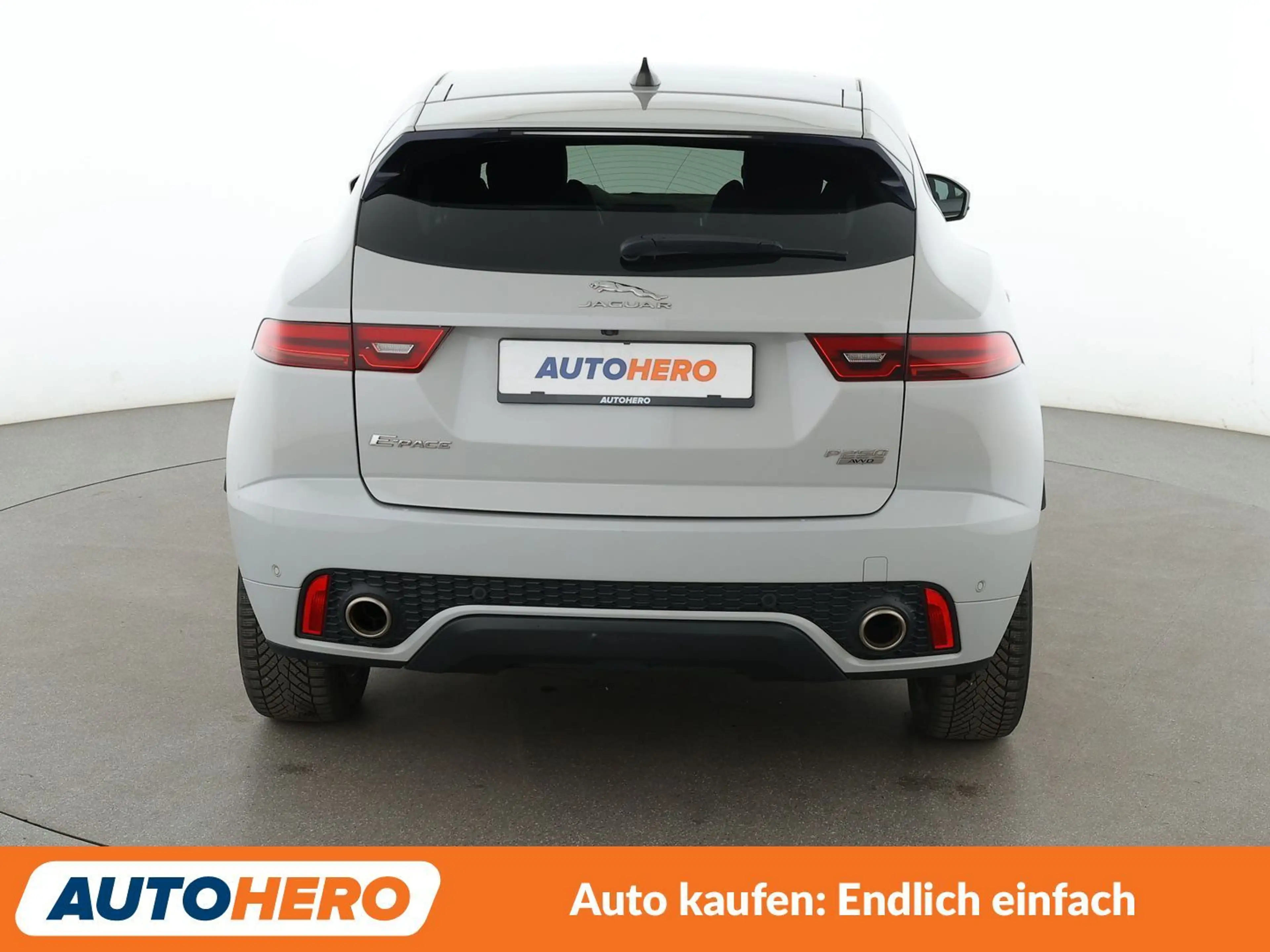 Jaguar E-Pace P250 R-Dynamic SE AWD Aut. *LED*ACC*CAM* — photo 5