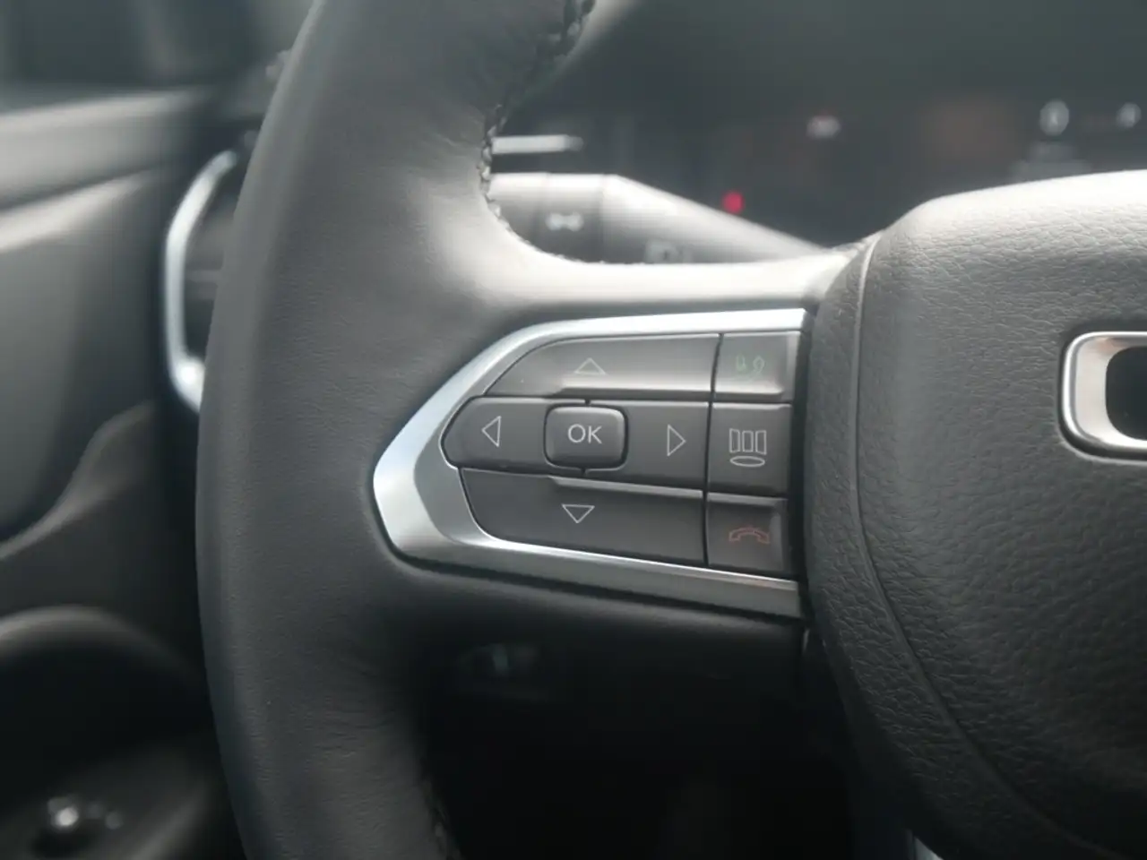 Jeep Compass ALTITUDE e-HYBRID 1.5l 130PS AT SICHERHEIT WINTER 18