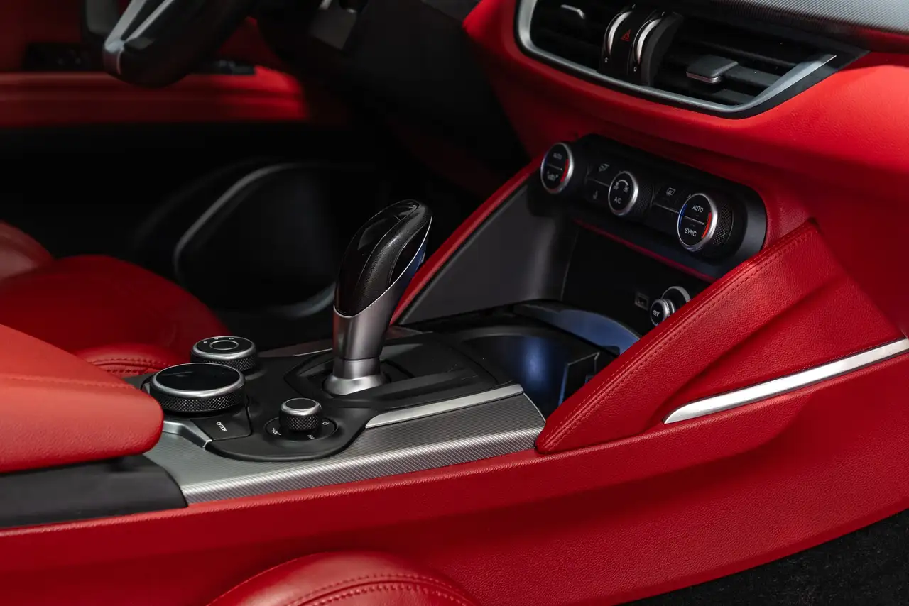 Alfa Romeo Stelvio fotografie Alfa Romeo Stelvio