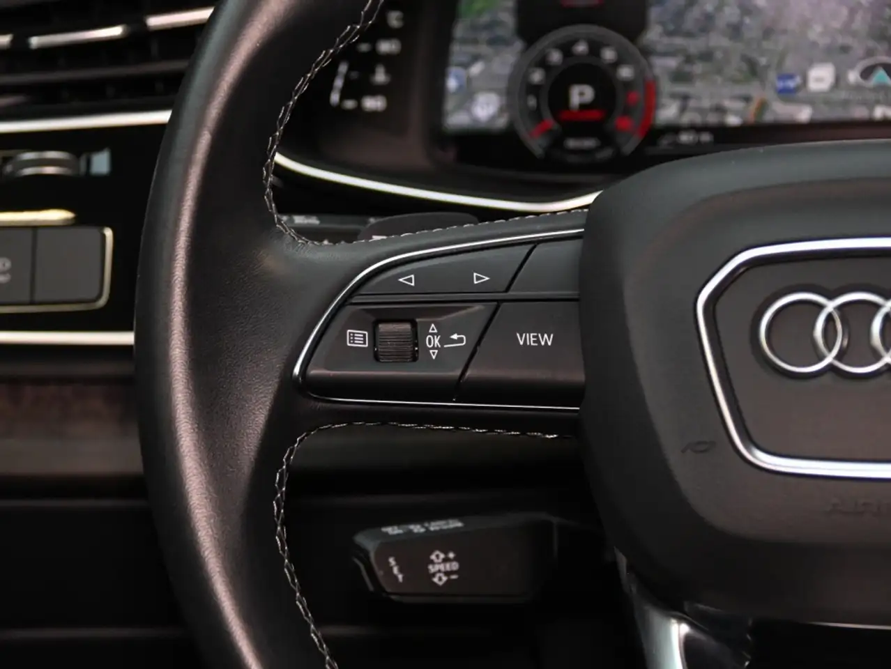 Audi Q8 снимка Audi Q8