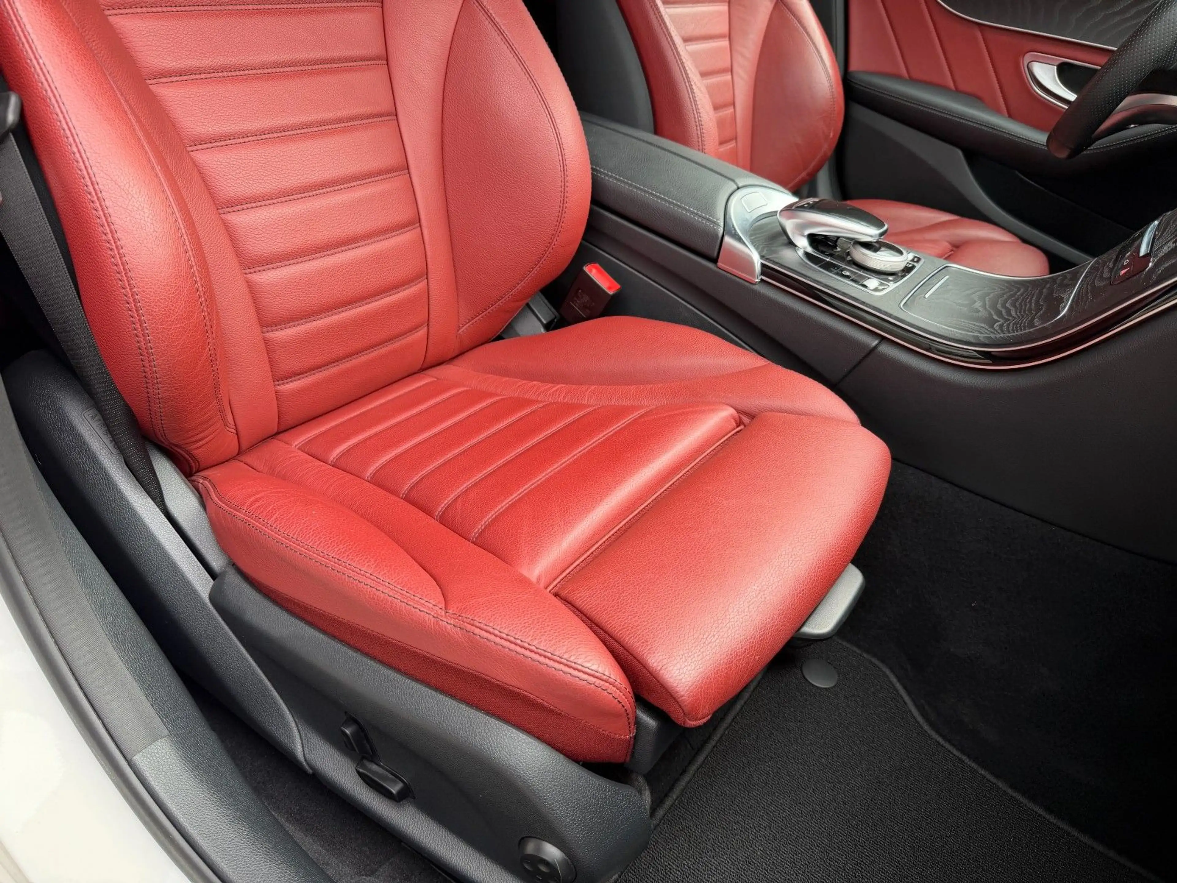 Mercedes-Benz C 250 CGI T-Modell/AMG/Night/LED/Kamera/1.Hand — photo 15