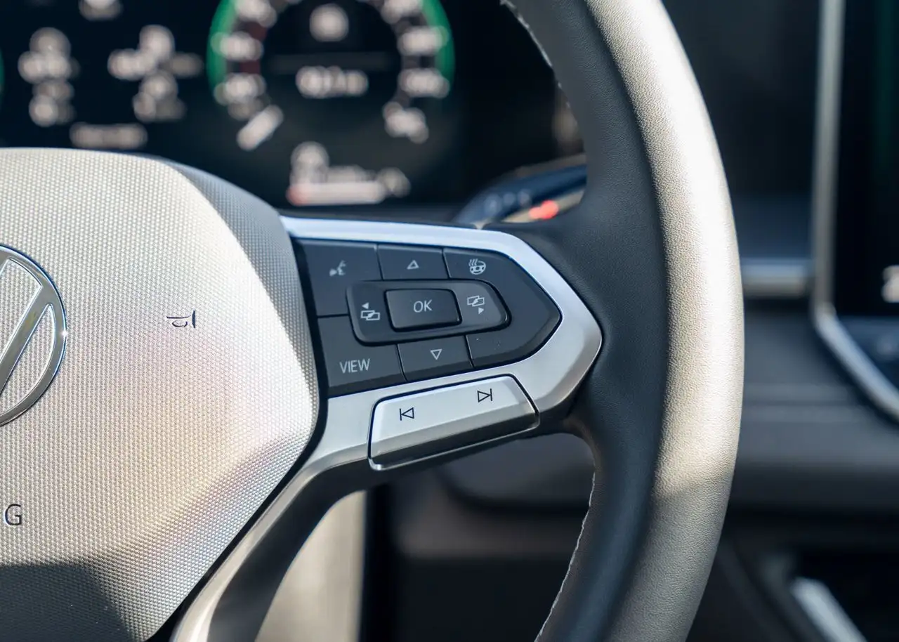 Volkswagen Tiguan снимка Volkswagen Tiguan