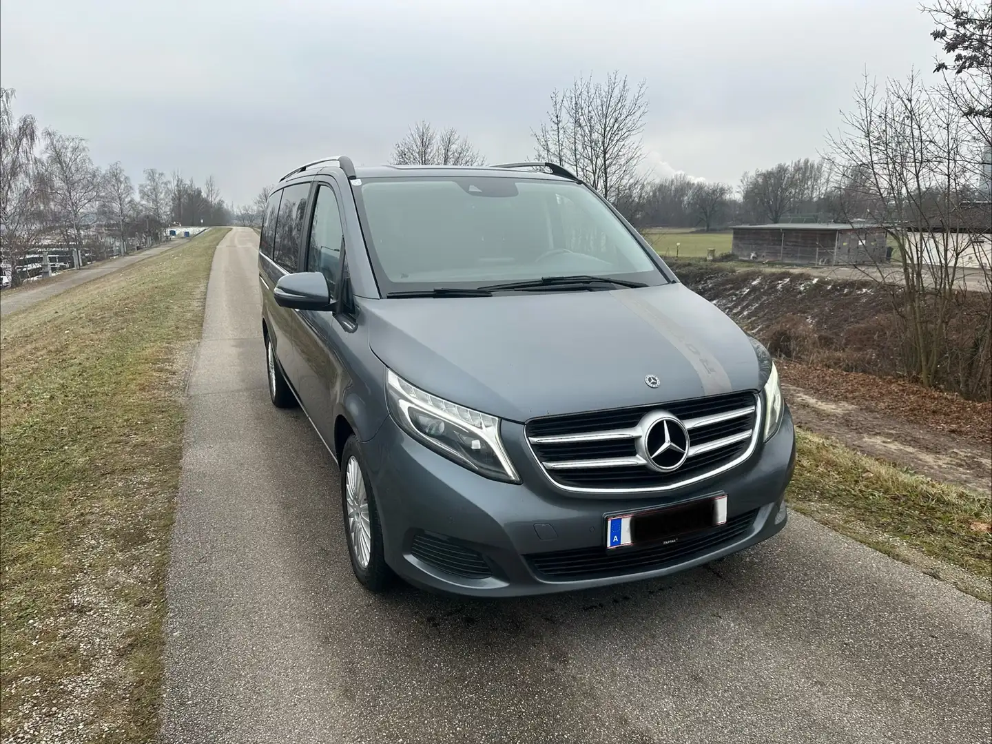 Mercedes-Benz V 220 d lang Aut. - 2