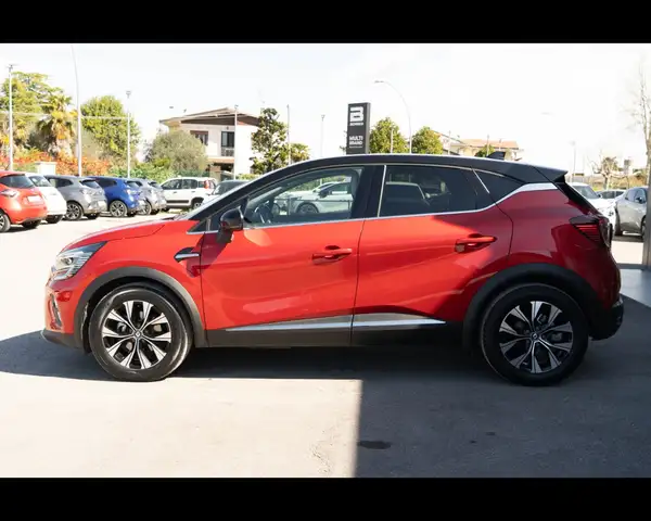 Renault Captur view 2