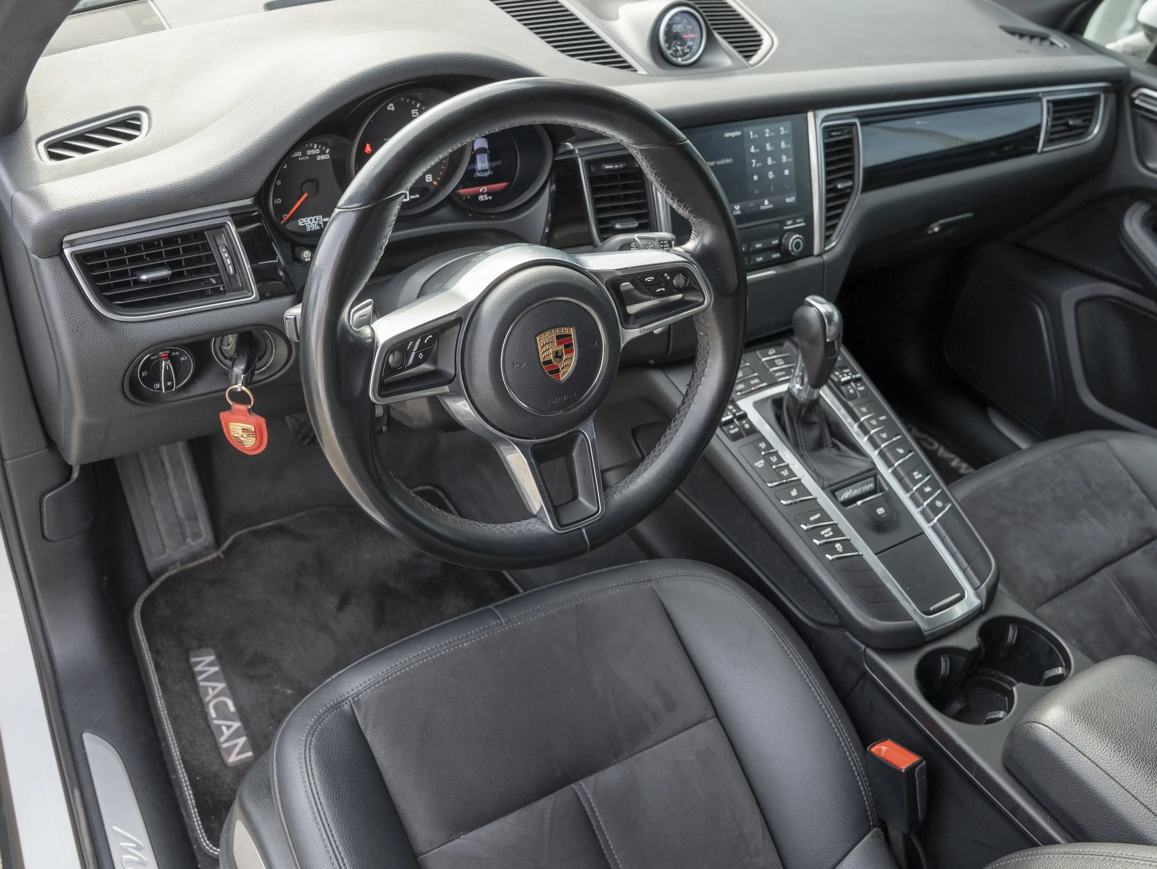 Porsche Macan 20 Zoll Sitzheiz 3-ZKlima Bi-Xenon Carplay — photo 6