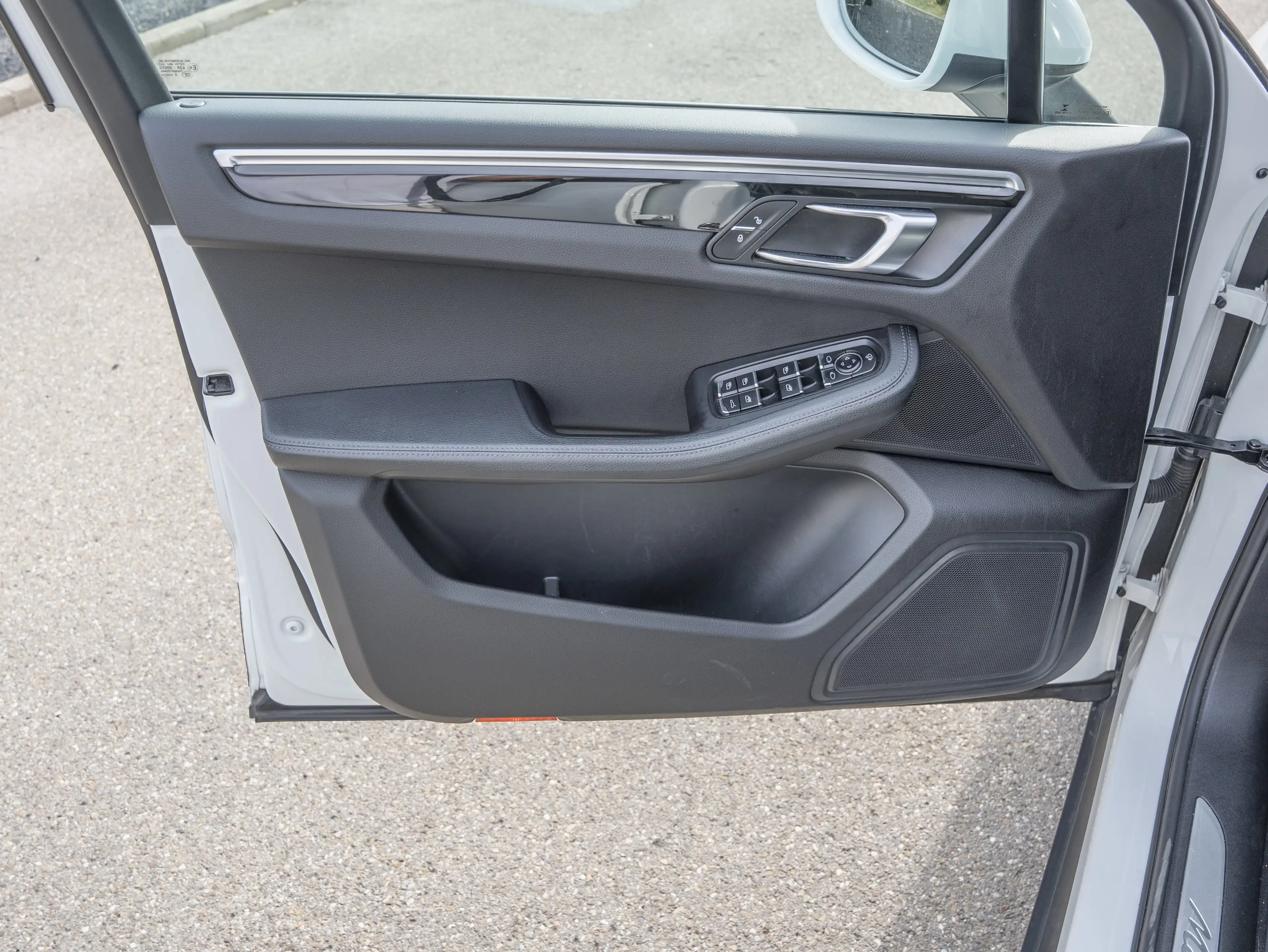 Porsche Macan 20 Zoll Sitzheiz 3-ZKlima Bi-Xenon Carplay — photo 11