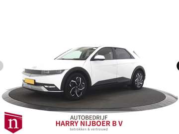 Style 77.4 kWh Stoel/stuur verwarming / Navigatie