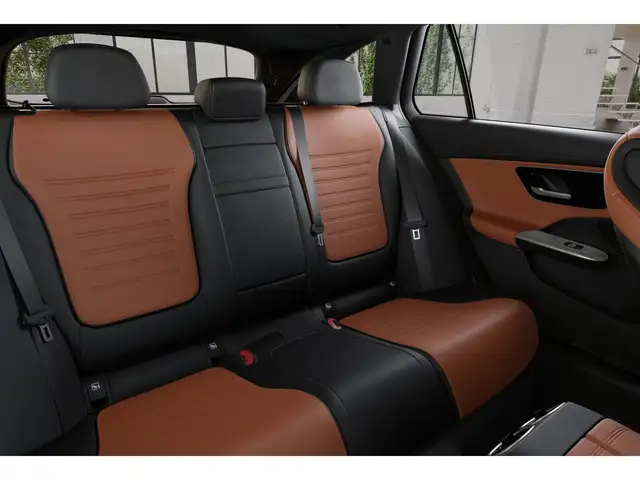 Mercedes-Benz C-Class view 10