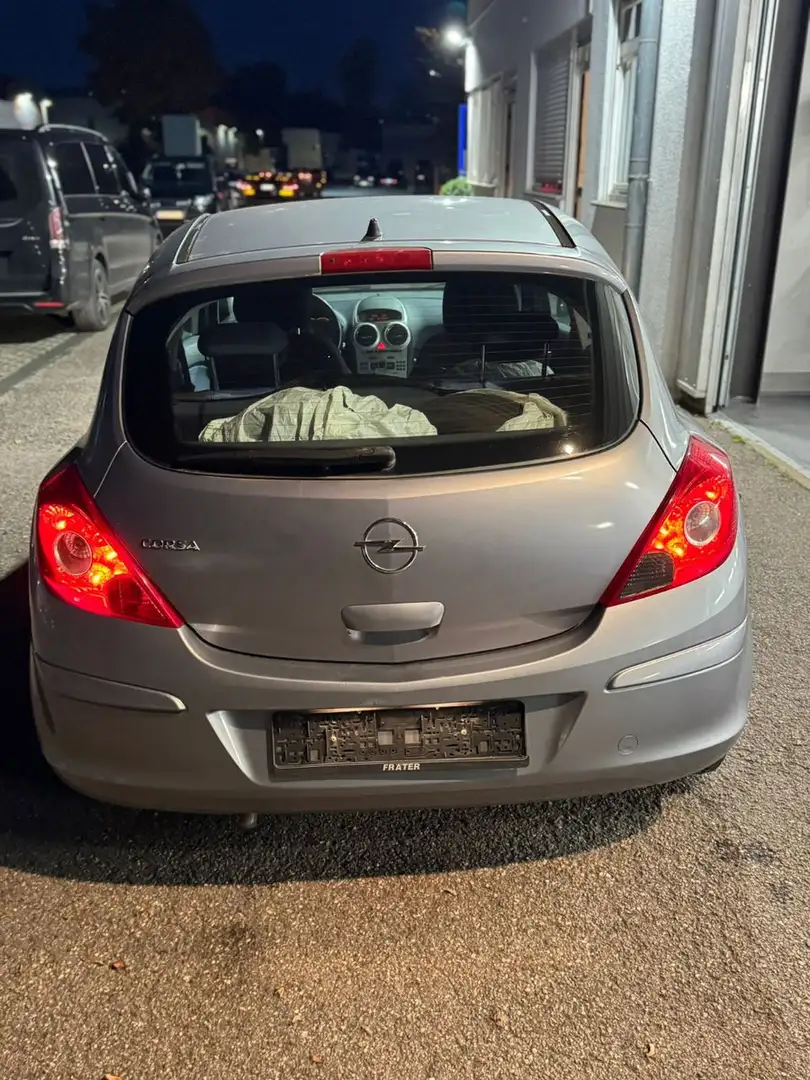 Opel Corsa D Edition Silber - 2