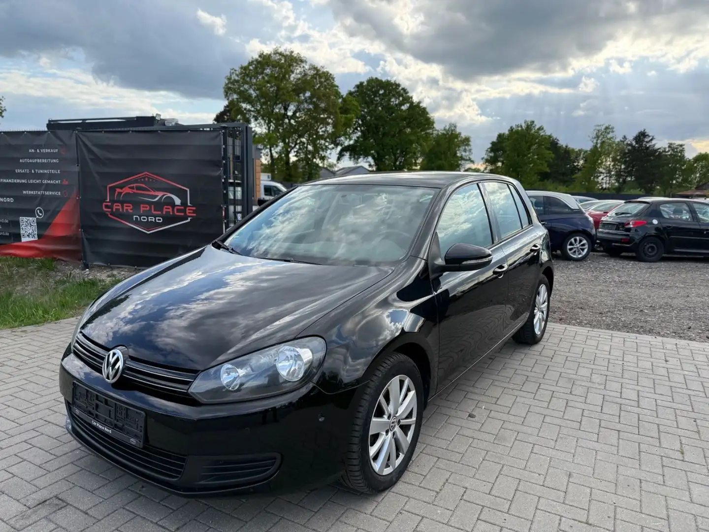Volkswagen Golf VI Comfortline TÜV NEU/NAVI/KLIMAAUTOM./PDC Negro - 1