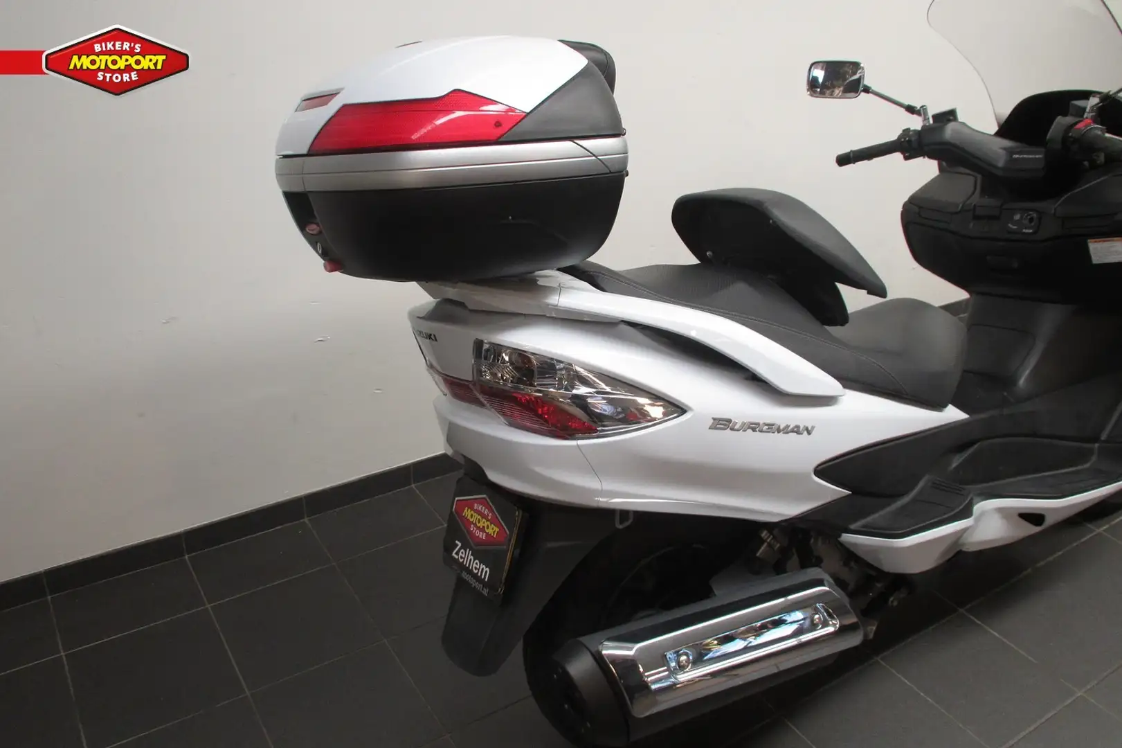 Suzuki Burgman 400 AN Bílá - 2