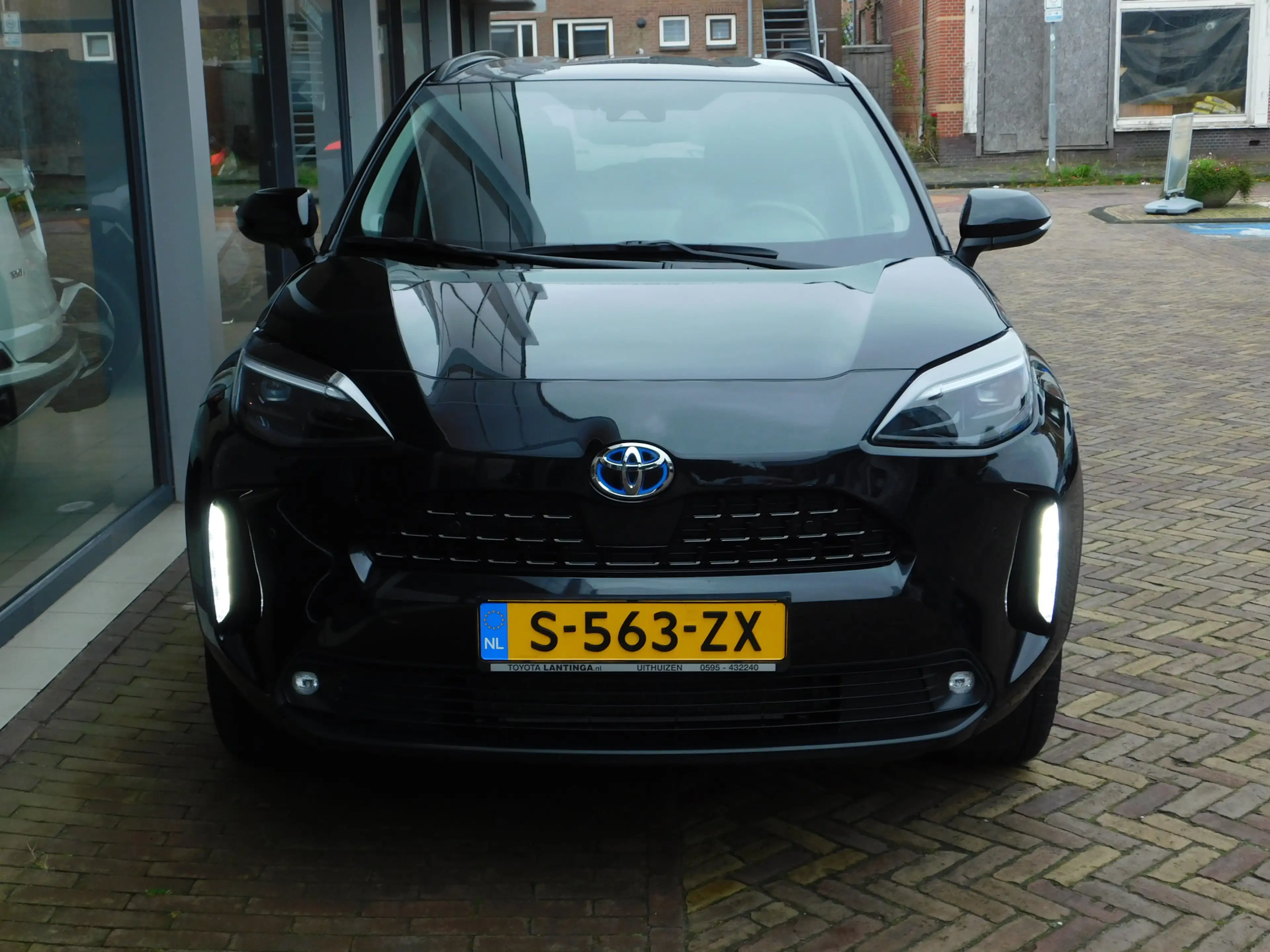 Toyota Yaris Cross 1.5 Hybrid Executive | TREKHAAK | ALL-SEASON | JBL — photo 4
